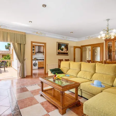 Serena - Plusholidays Calp