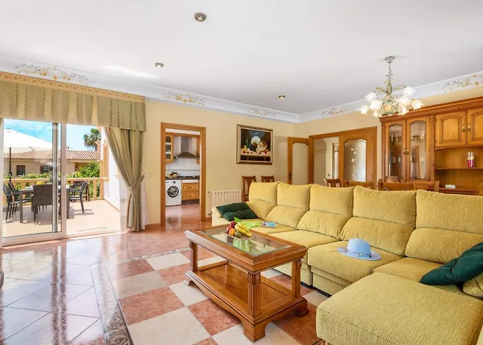Serena - Plusholidays Calp